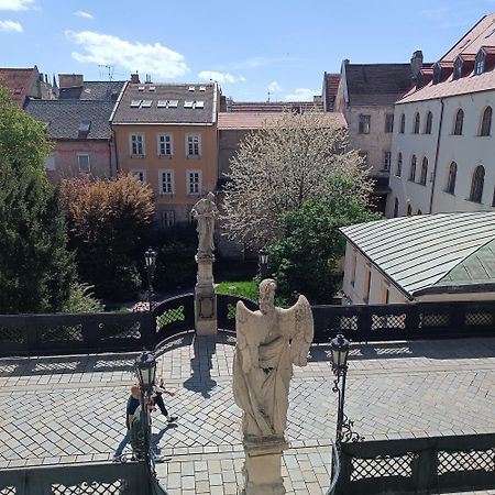 Krasny Byt S Vyhladmi V Historickom Centre Bratislava Exteriér fotografie